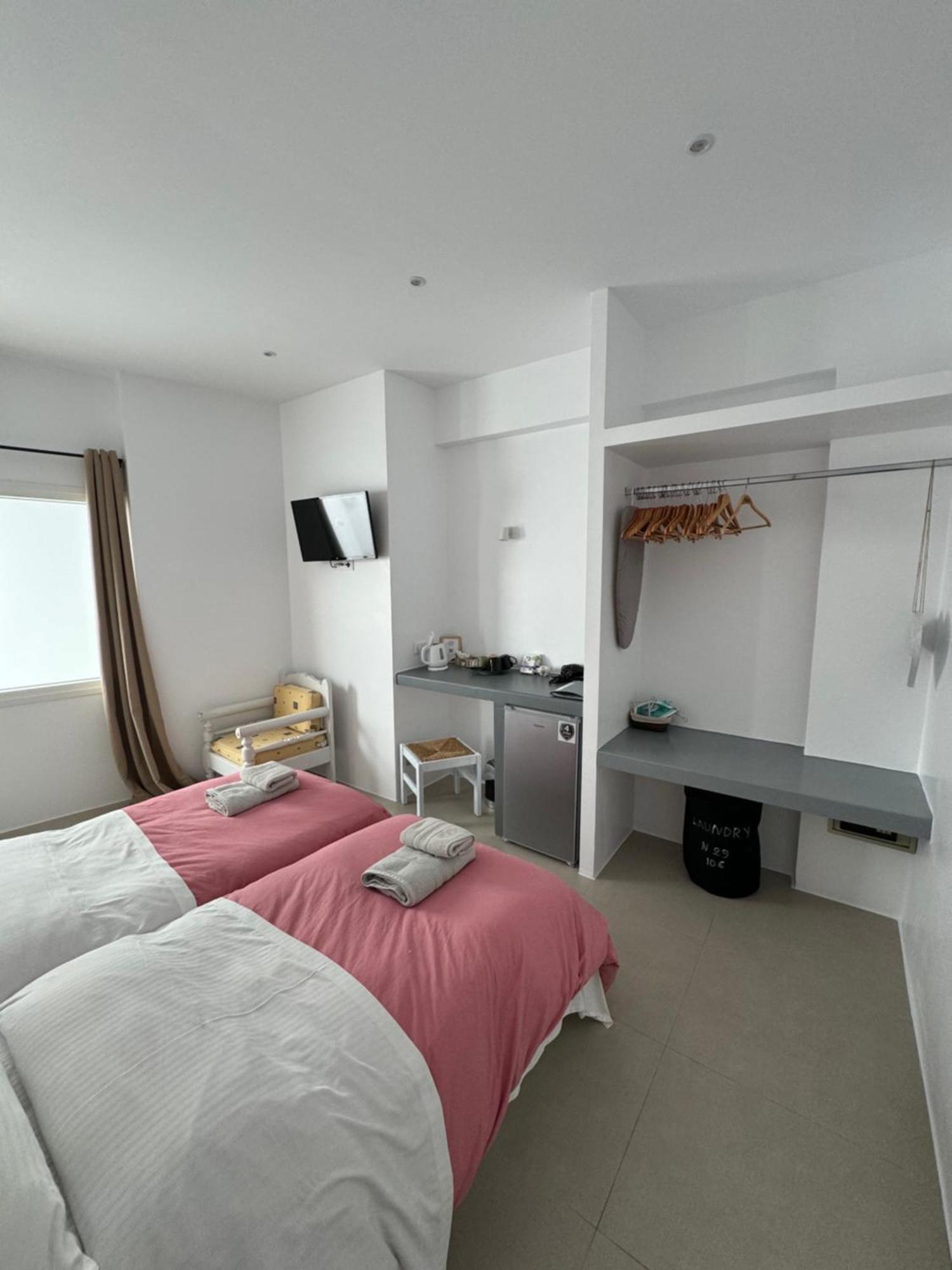 Madaky Hotel 나오우사 외부 사진