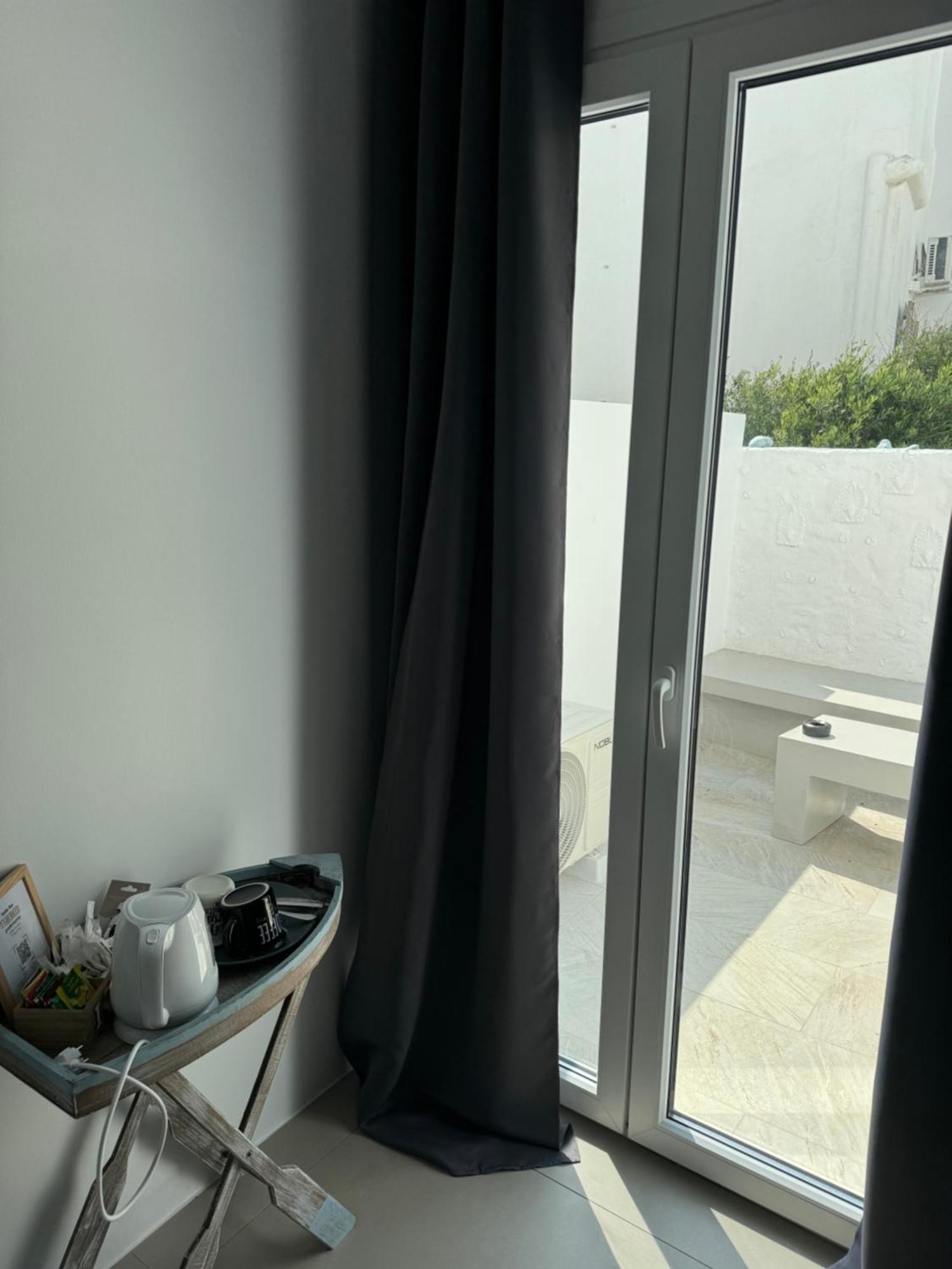 Madaky Hotel 나오우사 외부 사진
