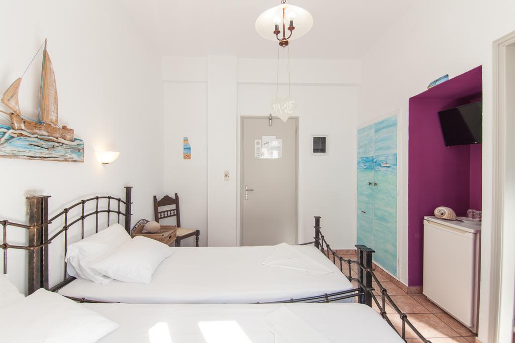 Madaky Hotel 나오우사 외부 사진